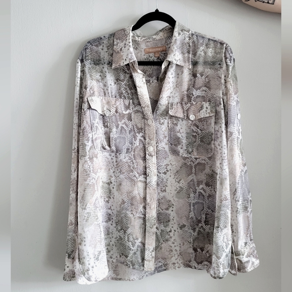 Ellen Tracy Snakeprint Blouse sz L